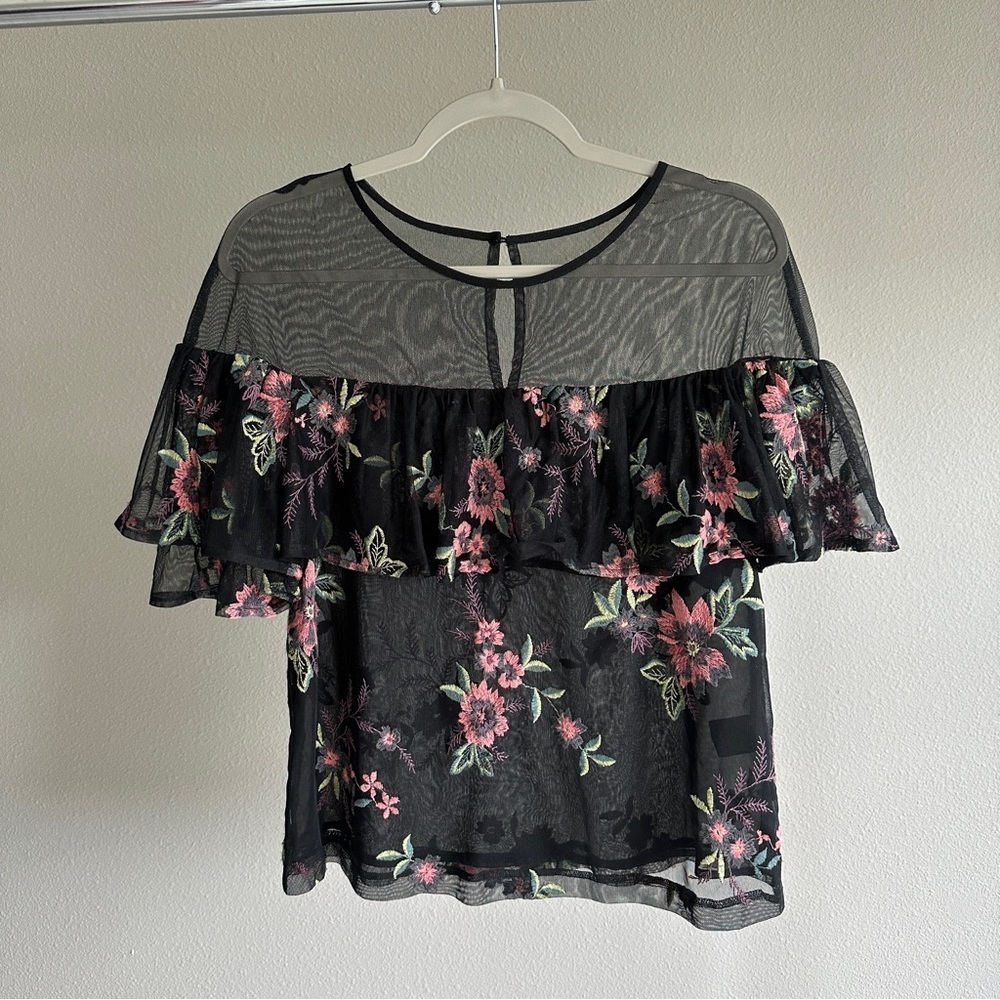 BB Dakota Black Mesh Flower Embroidered Flowy Top Small